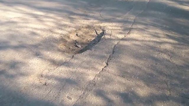 Качество покрытия дороги по ул.Привокзальная VID_20190423_0825 смотреть онлайн