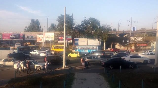 Одесса, Одесские пробки Мост Пересыпь смотреть онлайн