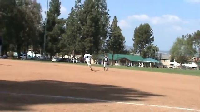 JAKE PULCHEON NO FENCES - HOME RUN смотреть онлайн