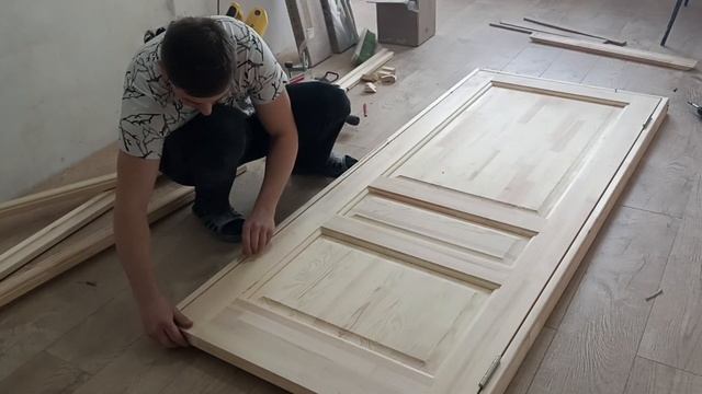 РЕМОНТ СТАРОЙ ХРУЩËВКИ своими руками. Часть 21 Установка межкомнатных дверей смотреть онлайн