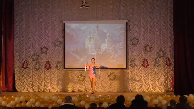 Яковлева Милена - Танец с обручами смотреть онлайн