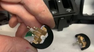 Разобрал блок управления корректором фар