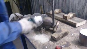 Замена катализатора на пламегаситель Opel Astra. Москва.