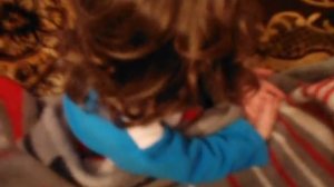 Девочка плачет во сне ...