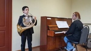 П. Чайковский "старинная французская песенка". Д. Кабалевский "рондо-такката".