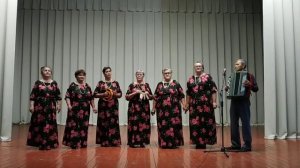 Вокальная группа "Нам года - не беда" - Порадуй гармошка (Заволокинская песня)