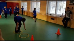 А ну-ка, мальчики!