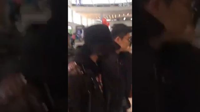 [FANCAM] 121017 Kim Jaejoong @ Hangzhou Airport