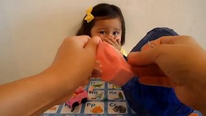 Свинка Пеппа большое яйцо с сюрпризом открываем игрушки Giant surprise egg Peppa pig toys