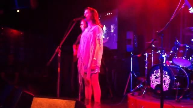 Анна Пингина - Клевер, 16 Тонн, 13.09.2011 смотреть онлайн