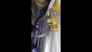 Монтаж гигиенической лейки и крепления с клапаном Bossini.