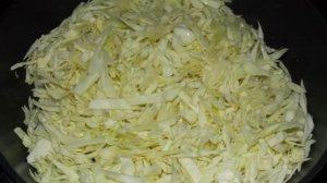 Капуста тушеная с куриным фаршем на сковороде