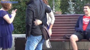 Пердеть Без Стыда   Farting in Public Prank Реакция 10