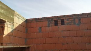 Работы по кладке стен из поризованного  керамического кирпича Порикам