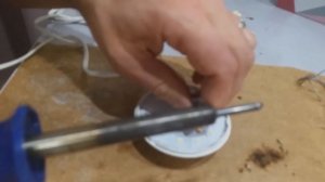 Ремонт лампы GX 53, замена светодиода суперкустарным способом в антисанитарных условиях