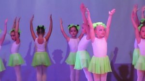 В гостях у сказки. Фламинго. "Танец для мамы". Дворец детского творчества. Таганрог. 25.11.2023