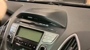 Hyundai ix35 как снять штатную магнитолу