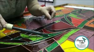 Витраж тиффани "МАКИ" в двухкамерном стеклопакете окон .