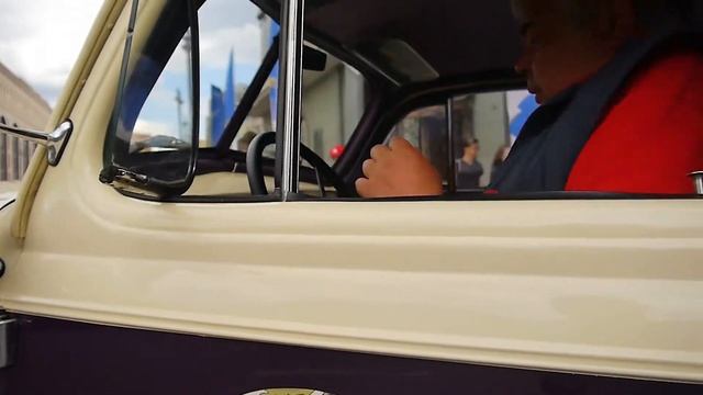 Chrysler Royal - Крайслер Роял 1938 - классические автомобили на ралли и у гостиницы Метрополь, 202 смотреть онлайн