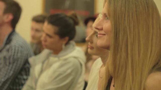 Встреча с голливудским актером Игорем Жижикином смотреть онлайн