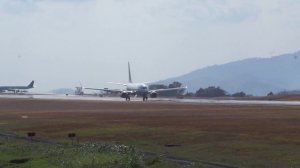 Landing at Juan Santamaría International Airport, San Jose, Costarica, Copa Airlines