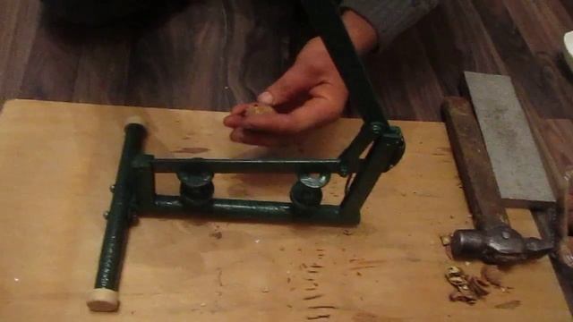 Как правильно колоть орехи смотреть онлайн