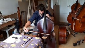 Celomasivní 3/4 kontrabas,  začátek 20. stol.