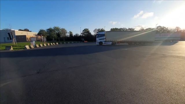 Рено Т- что за грузовик? Неделя без Актроса! смотреть онлайн