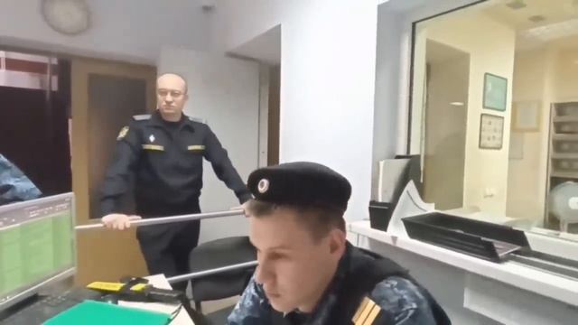 Против воли человека требуют персональные данные персоны. И всё у них добровольно!