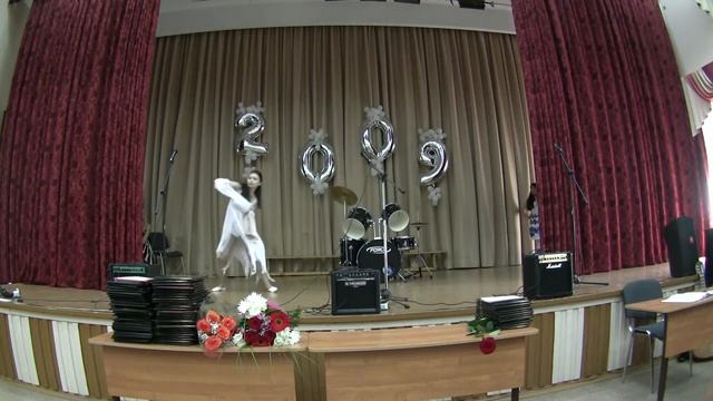 Выпускной. 9 класс. 2009. 618.4 смотреть онлайн