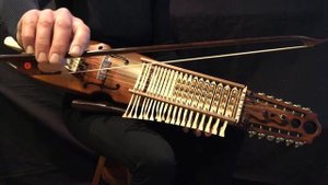 NYCKELHARPA BASIC MODEL & VARIOUS BOWS, Sound Characteristics: Follias
