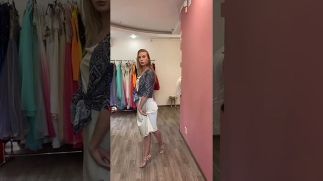 Позиции ног при позировании. Каталожное позирование
