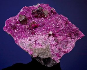 Э.Григ   Пер Гюнт 4.В пещере горного короля.