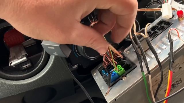 Подключил камеру заднего вида на газель некст. смотреть онлайн