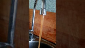 Ржавая вода после отключения горячей ,холодной воды