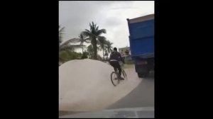 Дальнобой редкие автомобили со всего мира.  Необычные грузовики, дальнобойщики авто приколы.