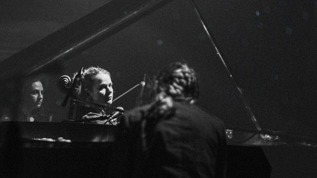 Hania Rani  Dobrawa Czocher – Chwile смотреть онлайн