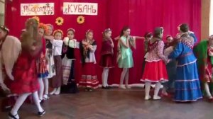 "Ой, сад во дворе" (танец)