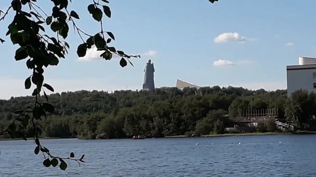 Семеновское  озеро,Мурманск. Лето продолжается.