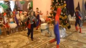 Очень классный танец супергероев