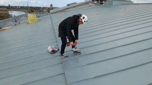 Double seaming machine Falz Seamer II.Новая машина для монтажa фальцевой кровли /Falz Seamer II