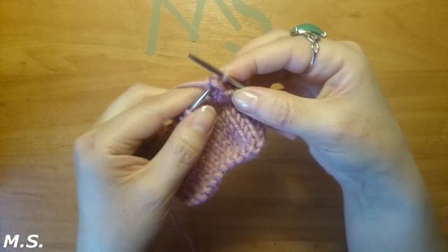 Как завершить вязание спицами- чтобы низ изделия не скручивался