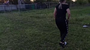 Отметили Супер!?Села на ШПАГАТ ? Зашивать штаны или идти к врачу??