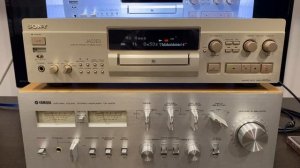 MD-дека Sony MDS JA-22ES