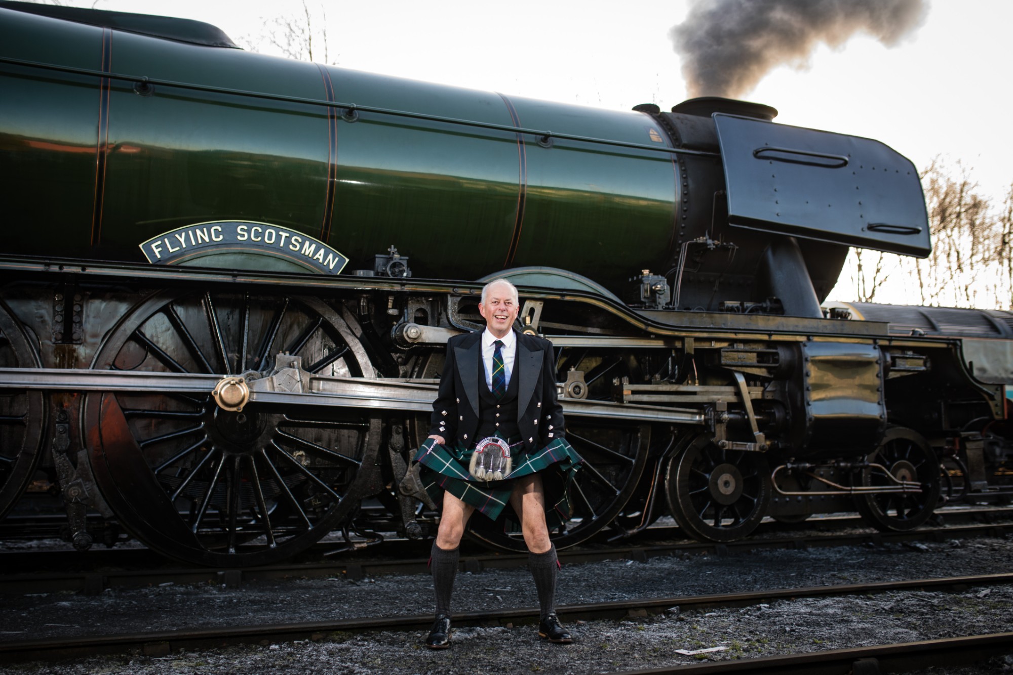 Take me by the flying scotsman. Sc1924. Lner a3. Mobile phones when scotsman. Mobile phones when scotsman.