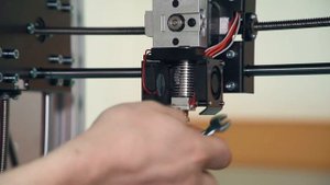 Замена сопла на  3D-принтере 3DQ One.
