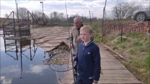 Отличный улов форели на резину и креветку!!! Клевое Место д. Савельево.