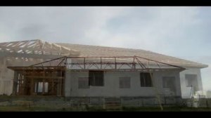 Монтаж вальмовой крыши