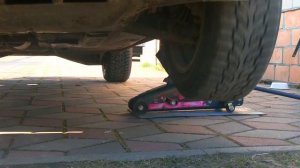 Подкатной домкрат с фиксацией 2,5т. хорошо, а два на 2,5т. лучше!