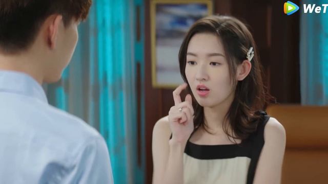 Cinderella hugged the CEO tightly, the CEO couldn't hold back, and had a passionate night with her! смотреть онлайн